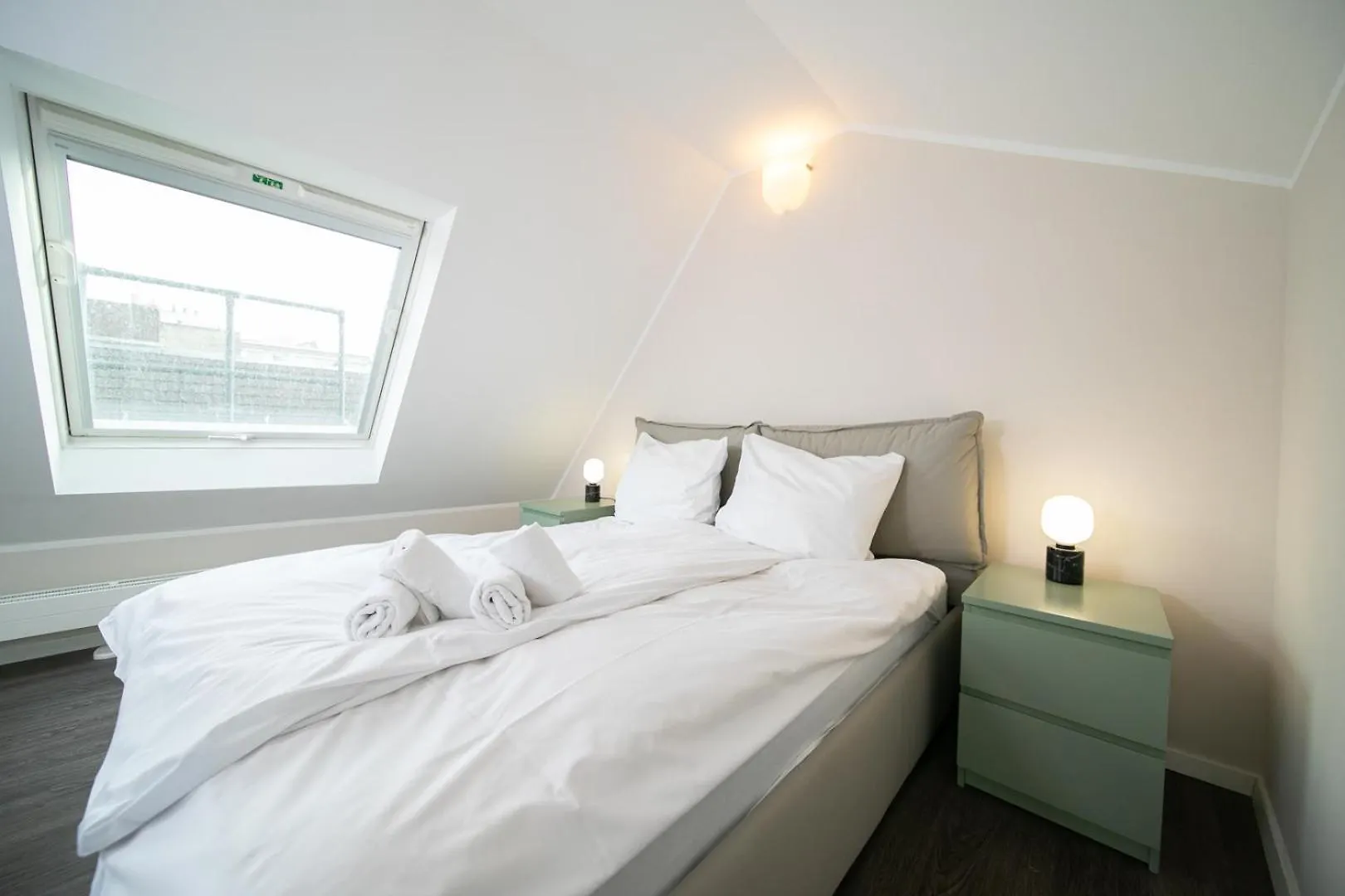 Favorite Stays -Suite And More - Altstadt Düsseldorf 0*,